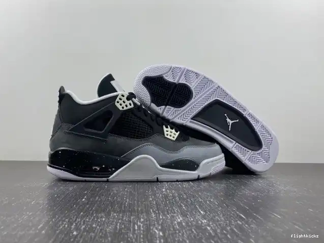 Fear Retro (2013) 626969-030 Pack Jordan 4 0505